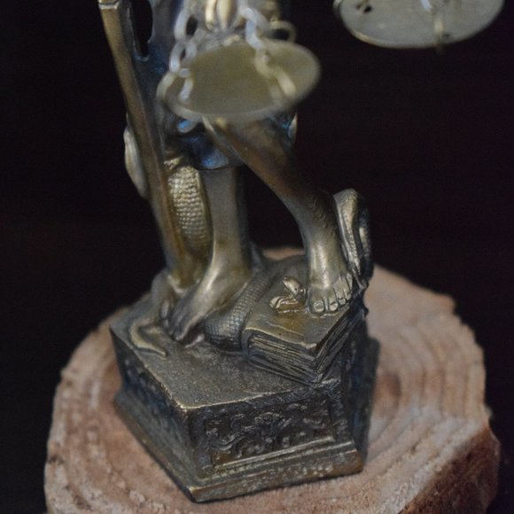 Themis Lady justice statue | Bronze look| NIB - Picture 6 of 12